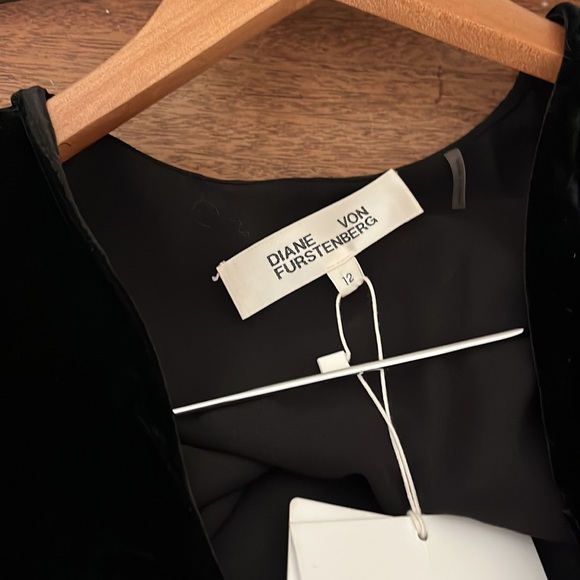 Diana van Furstenberg  black velvet jumpsuit - Picture 5 of 7